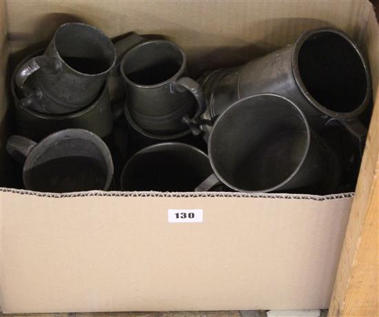 Quantity of  pewter tankards